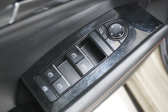 2024 Mazda Mazda3 Hatchback 2.5 Carbon Turbo