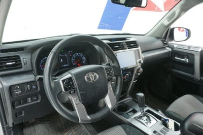 2022 Toyota 4Runner SR5