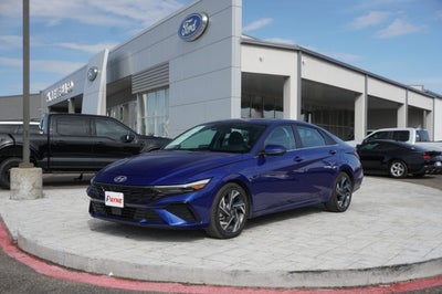 2024 Hyundai Elantra Limited