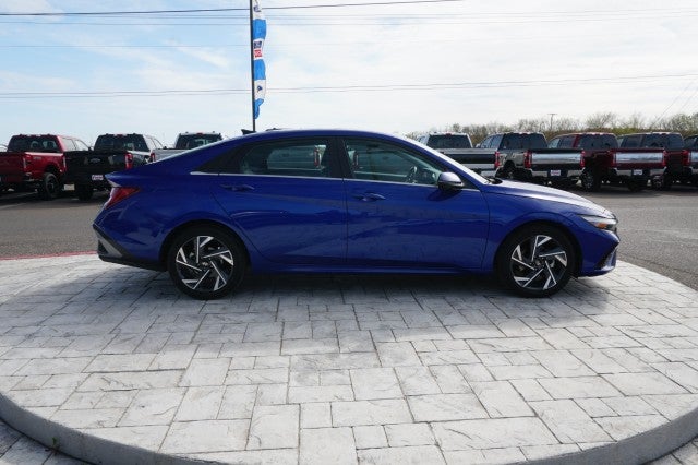 2024 Hyundai Elantra Limited