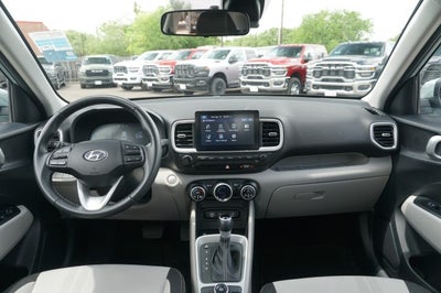 2025 Hyundai Venue SEL