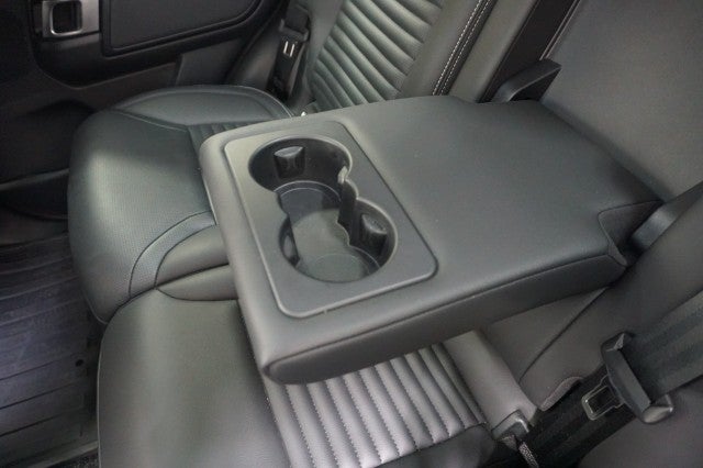 2025 Land Rover Discovery S