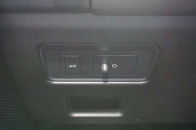 2025 Land Rover Discovery S