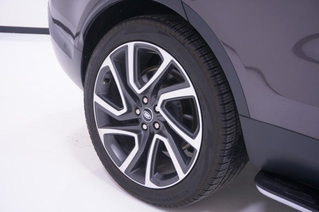 2025 Land Rover Discovery S